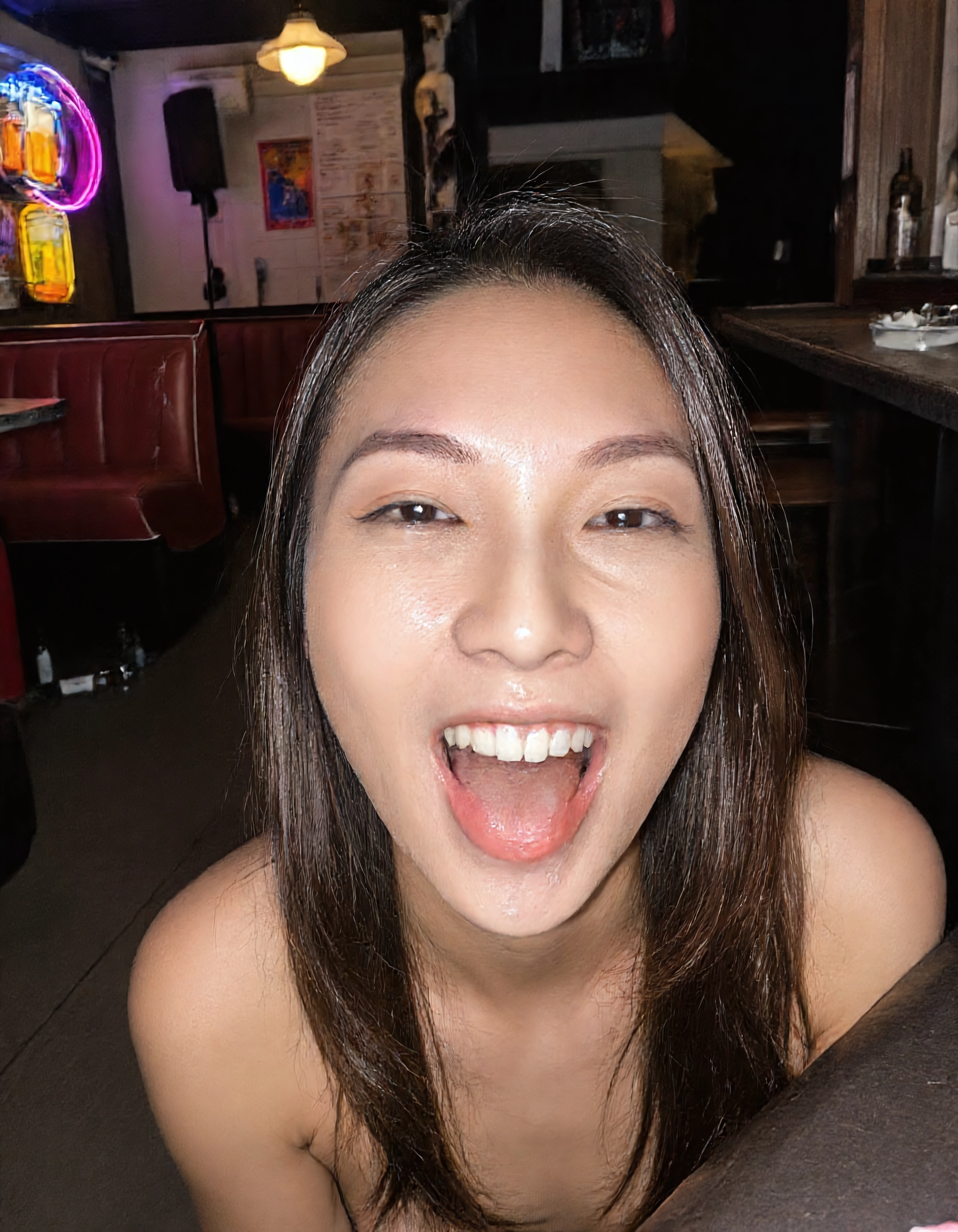Mei Ling Tan facial cum image on NeedHer