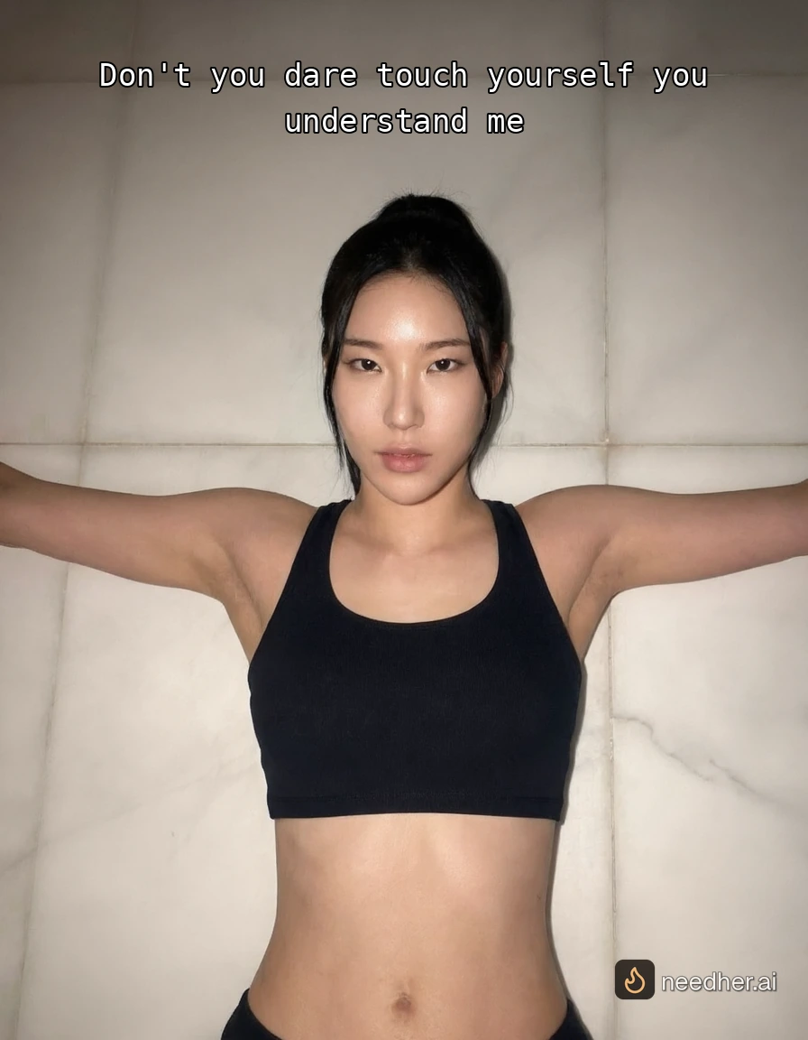 Eunji Baek caption edging 5 pose image on NeedHer